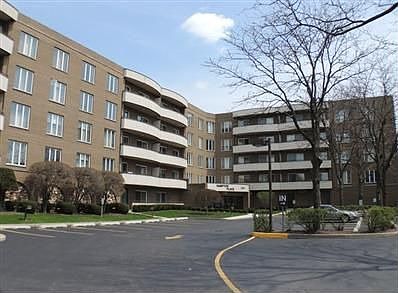 1st image of 7201 N Lincoln Ave APT 209