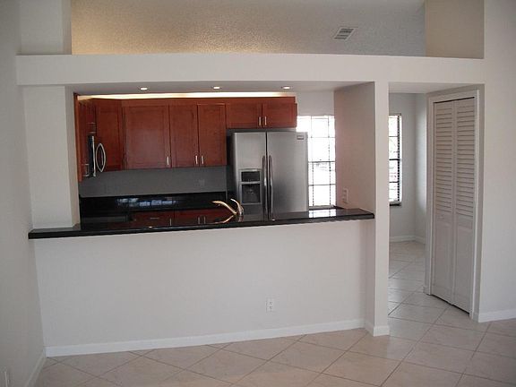3rd image of 1794 Banyan Creek Cir N