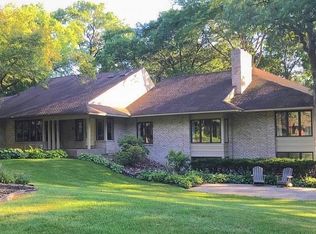 2410 Byrnes Rd, Minnetonka, MN 55305