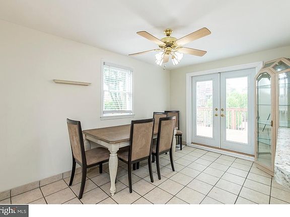 5th image of 254 Childs Ave