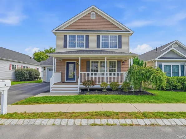 9 Emerson Terrace, Lloyd, NY 12528