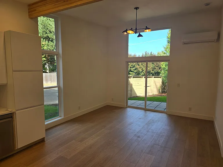 7024 SW 152nd Ave — Photo 15