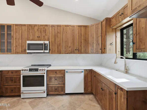 129 N SPITZ SPRING Road, Parks, AZ 86018