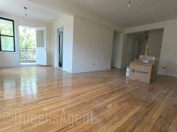 2nd image of 41-11 Parsons Blvd #406