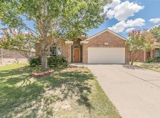 1017 Vista View Dr, Burleson, TX 76028