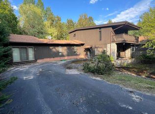 2202 S Lakeside Rd, Cedarville, MI 49719