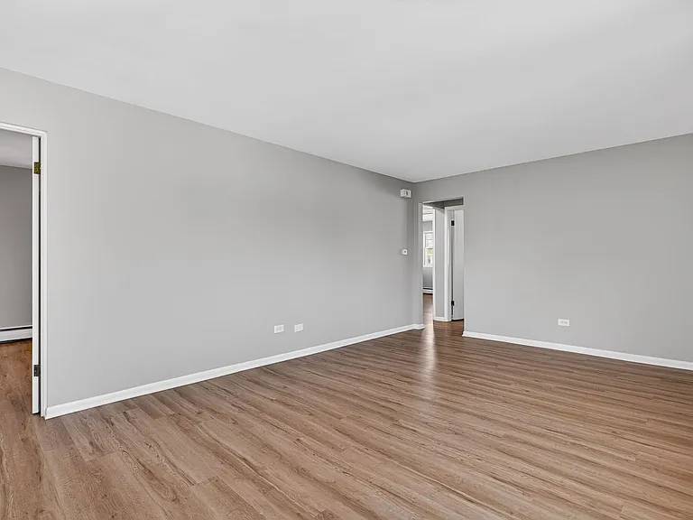 34-46 Kensington Apartments — Photo 25