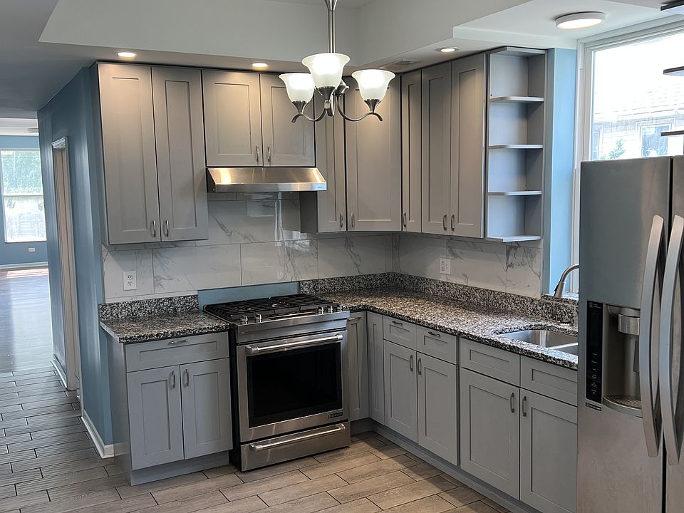 1st image of 10630 South Avenue Munit #2