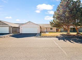 583 SE Ponderosa Dr, Madras, OR 97741