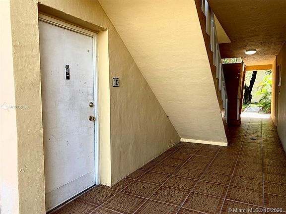 4th image of 4510 NW 79th Ave APT 1D