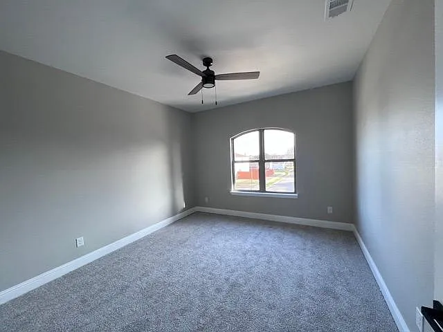 1063 Lake Trail Dr — Photo 14