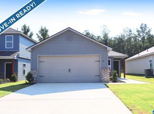 61 Dogwood St, Childersburg, AL 35044