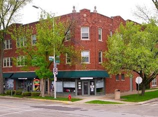 40 Lake St APT 3W, Oak Park, IL 60302