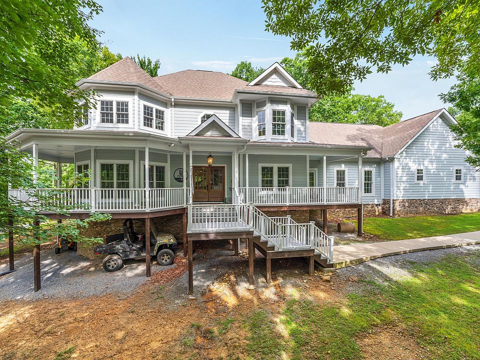 1st image of 2168 Bluff View Dr