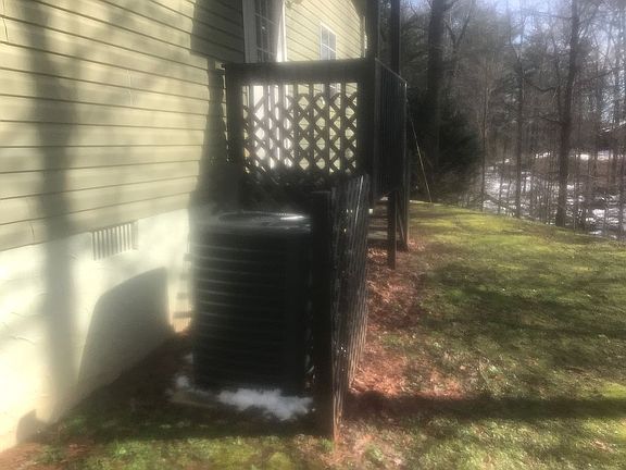 2nd image of 132 Ashwood Dr