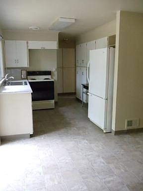 4th image of 9305 Highland Ave SW
