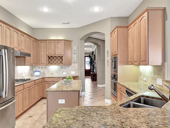 5th image of 2602 Twisting Pine Ct