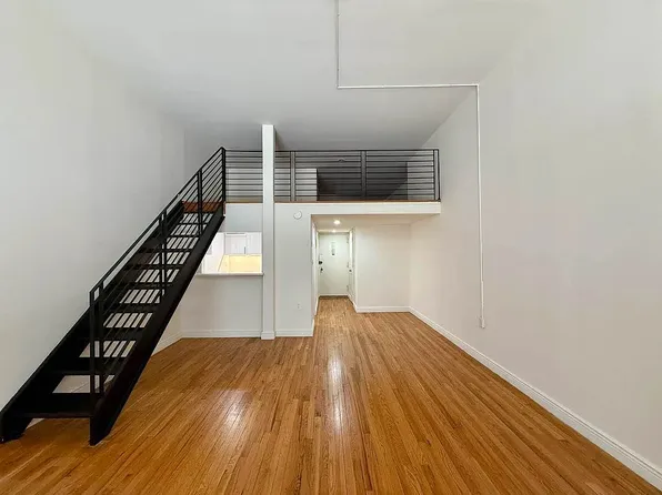 295 Park Avenue South image 1 of 24