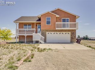 1670 N Heron Dr, Pueblo West, CO 81007
