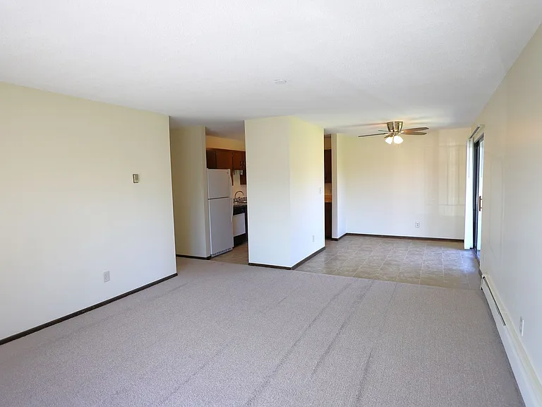4000 Parklawn Ave — Photo 8