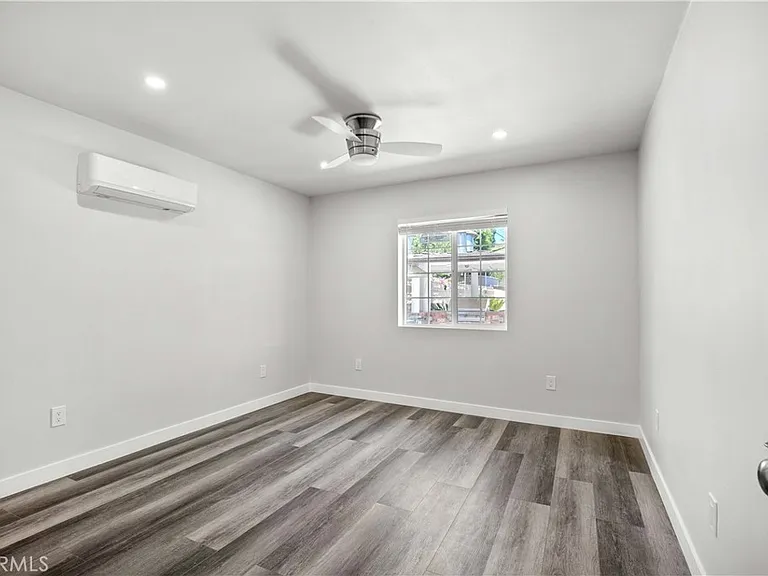 22737 Rodax St — Photo 22