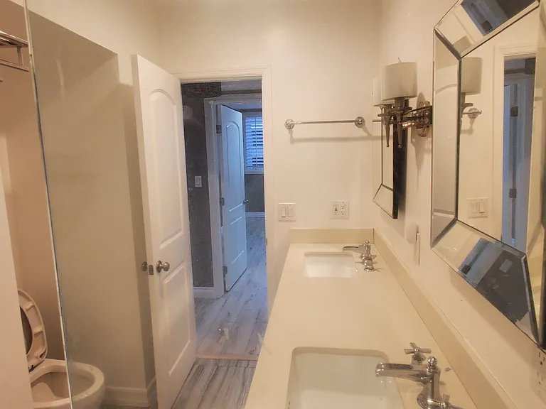 Full Bath
