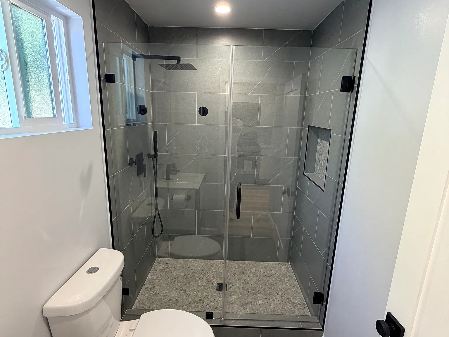 1 bed, 360 sqft, $2,000 — Photo 4