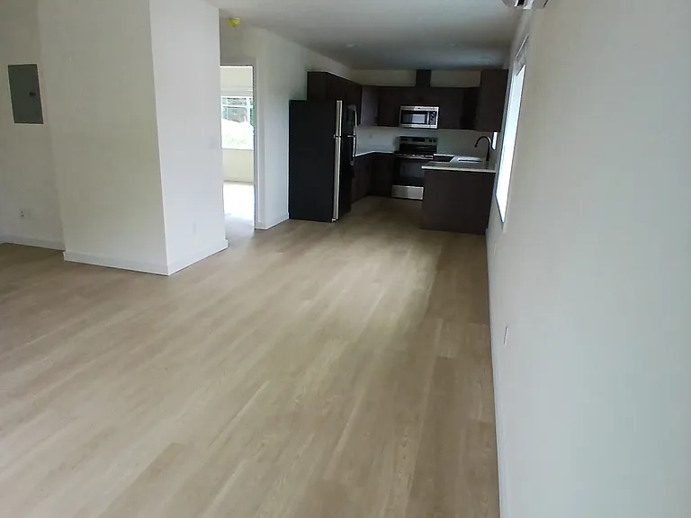 1801 Pacific Ave N #5 — Photo 6