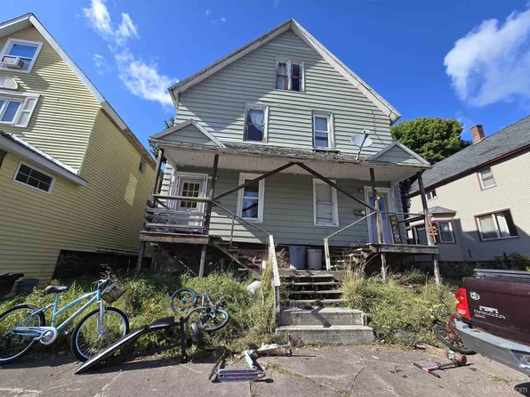 139 S Pewabic St #141, Calumet, MI 49913