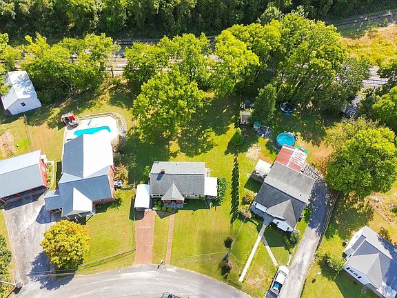 5th image of 108 Turpin Cir