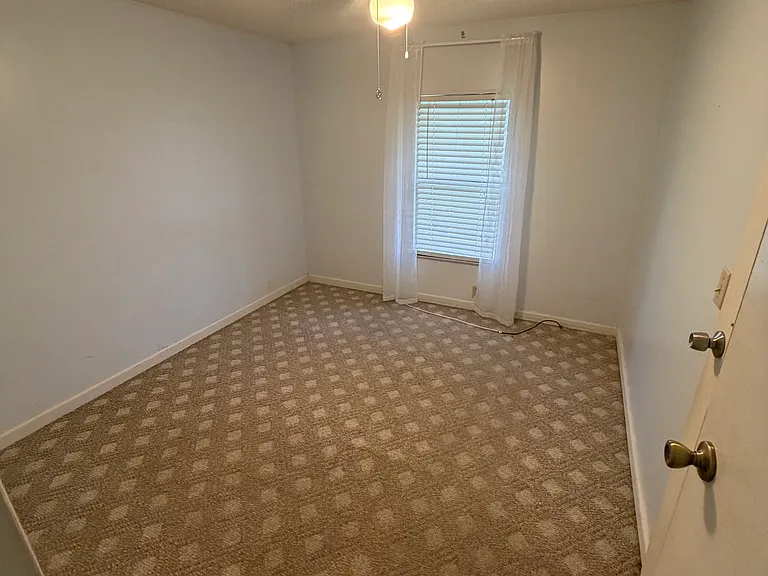 629 Marlin Cir — Photo 10