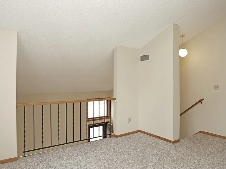 The Lofts of Sandcreek — Photo 2