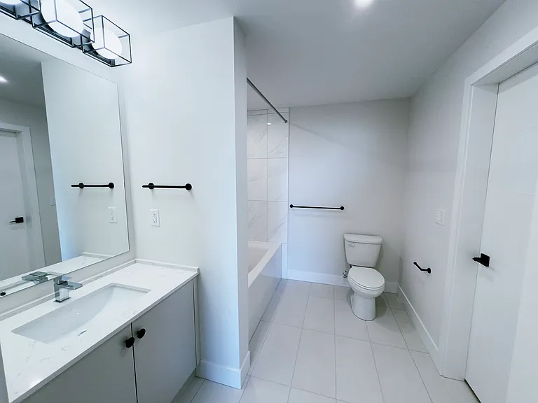 45497 Campus Dr #407 — Photo 9