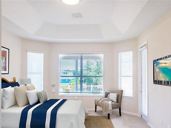 5th image of 441 Courtlea Park Dr