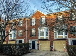 709 Ledlie St, Pittsburgh, PA