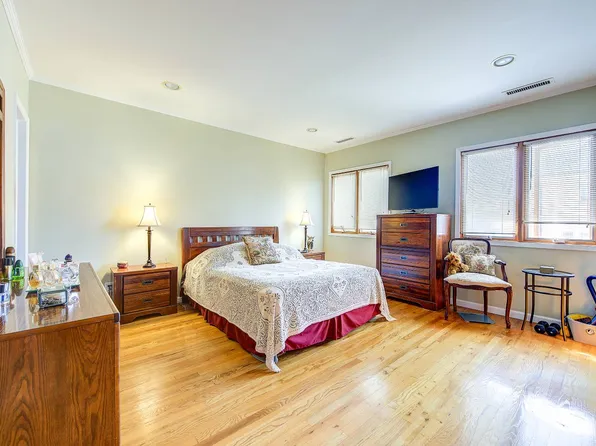 160-32 11th Avenue image 29 of 40