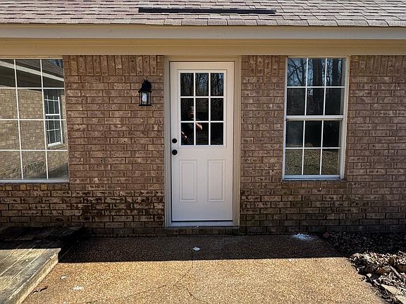 3rd image of 6679 Branch Estates Dr