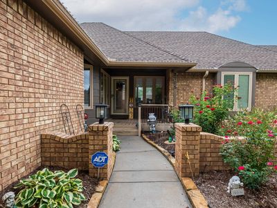 2705 N Winstead Cir, Wichita, KS, 67226