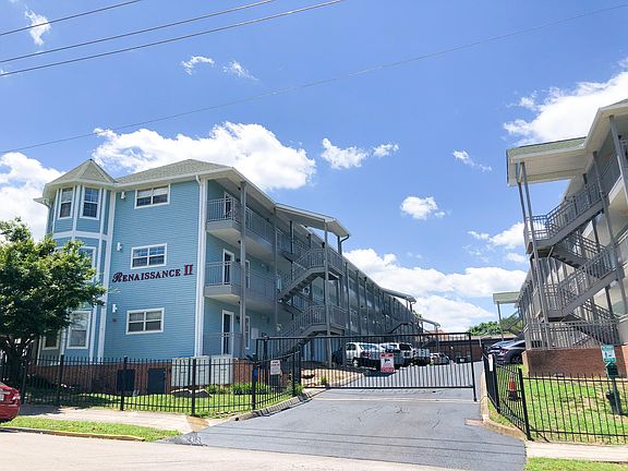 2nd image of 1632 Queen Anne Way