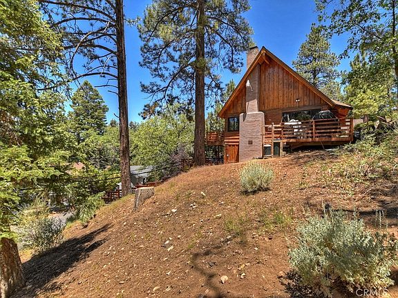 3rd image of 43218 Sunset Dr #216