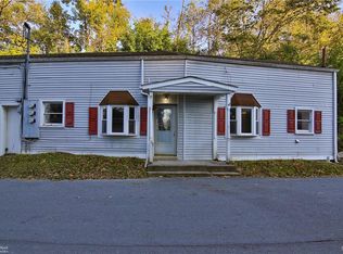 2264 Pennsylvania Ave, Bangor, PA 18013