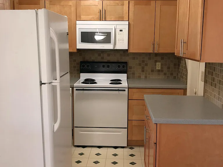 50 Owego St #14 — Photo 8
