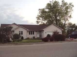 713 Windlach St, New Glarus, WI 53574