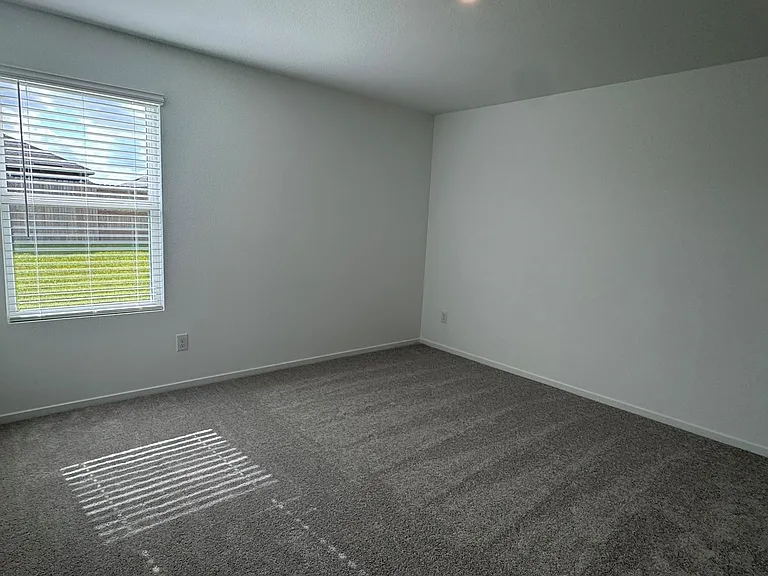 31508 Pianella Ln — Photo 4