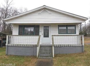 929 Oaklawn Dr, Thomasville, NC 27360