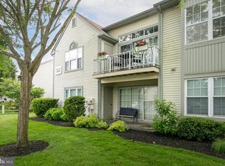 2902 Tarnbrook Dr, Mount Laurel, NJ