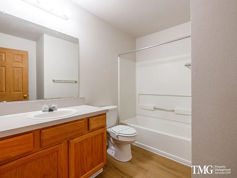 Millbrook Townhomes — Photo 34