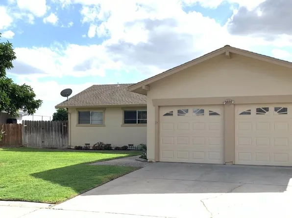 14619 S Pueblo Dr, Manteca, CA 95336
