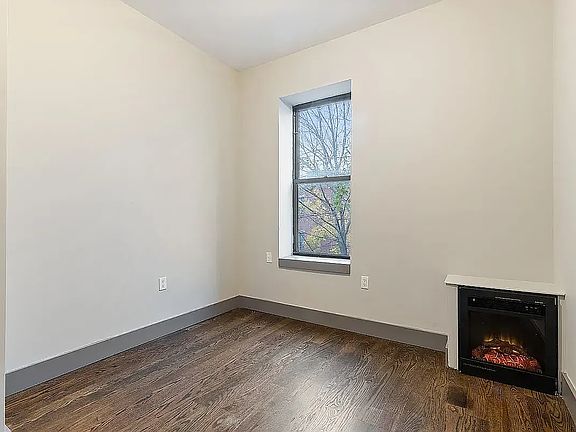 2nd image of 1526 Eastern Pkwy APT 3B