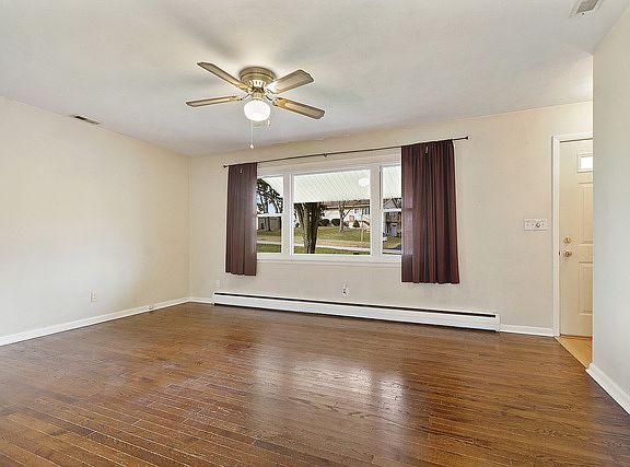 3rd image of 230 Indian Mound Dr